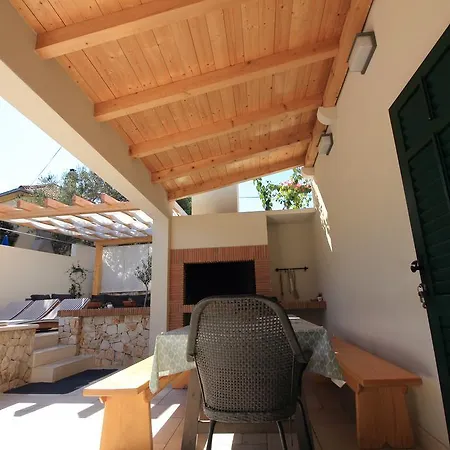 Demer Villa