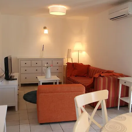 Demer Villa *